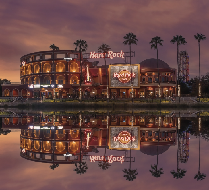 CityWalk at night