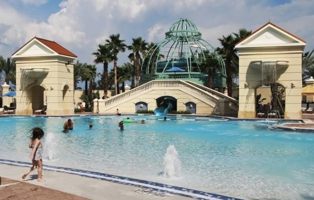 Kids at Parc Soleil